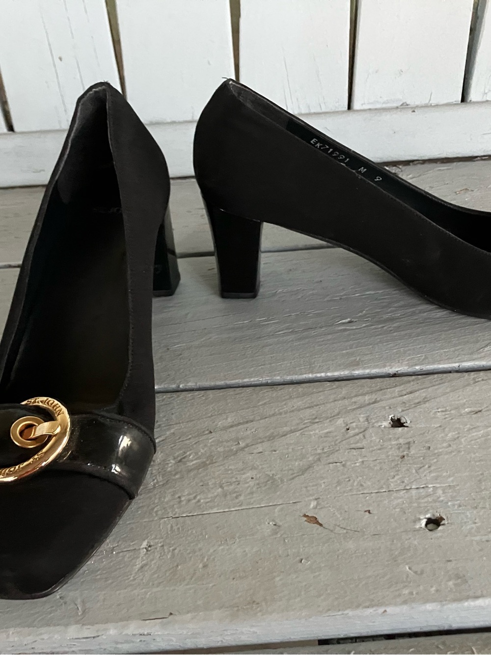 St. John Black Pumps with Gold Buckle Accent (Slim Size 9) - Picture 13 of 14